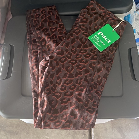 NWT PACT Pureactive Pocket Legging in Chocolate Leopard ~ Small - Picture 8 of 11